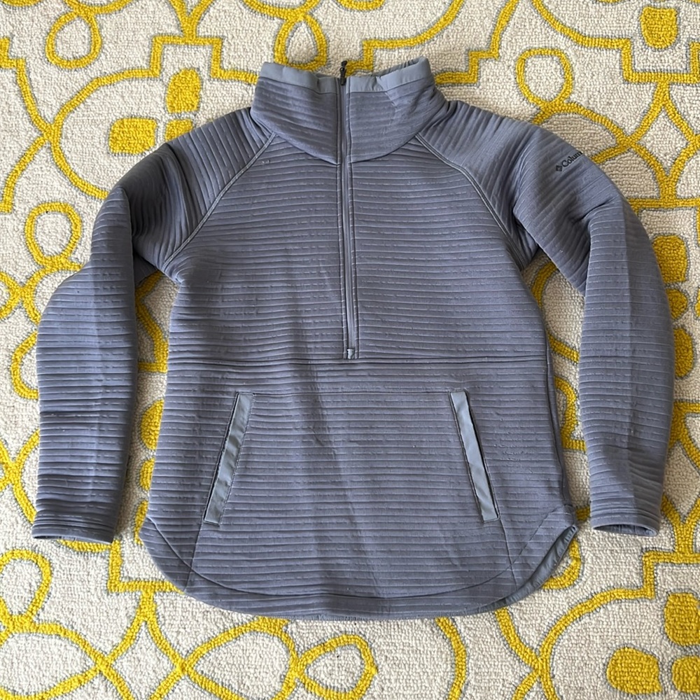 Columbia Ribbed Pullover. Sz M